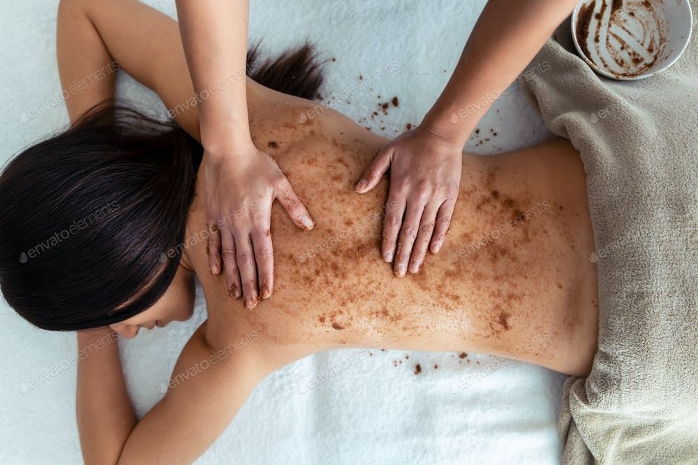 Peeling Natural de Alga en Espalda Completa
